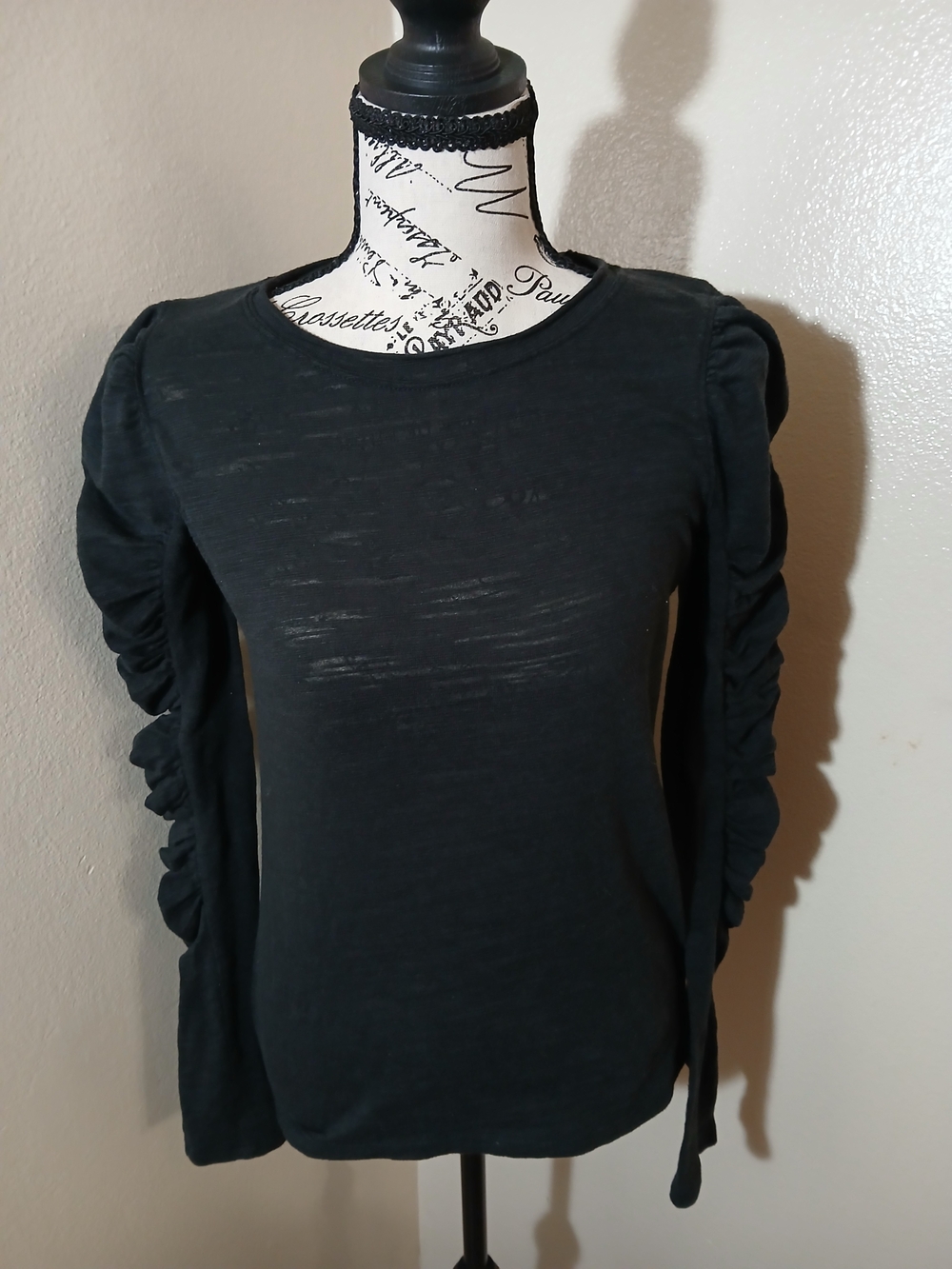 We The Free Black Long Sleeve Ruched-Sleeve Top